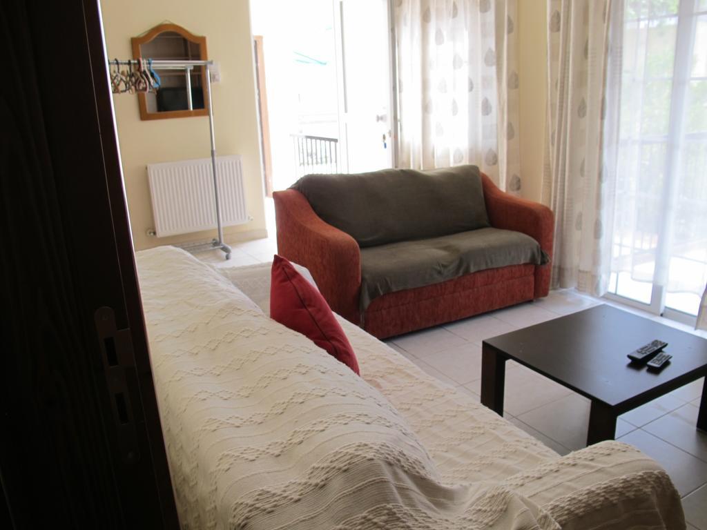 Vergi Apartments Піла Екстер'єр фото
